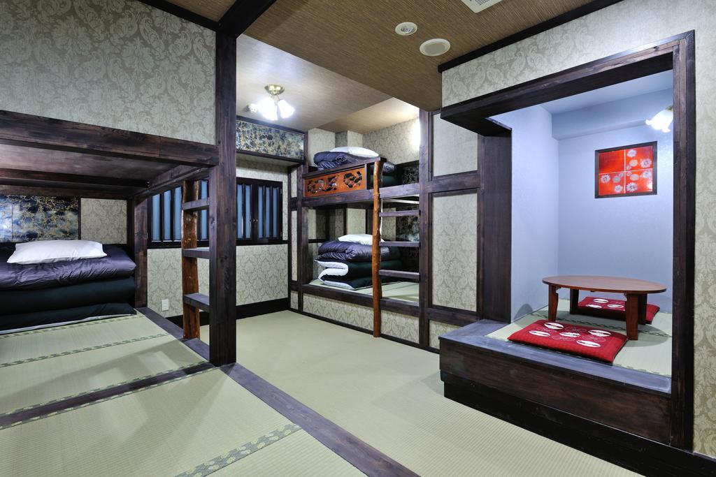 Khaosan World Asakusa Ryokan Токио Стая снимка